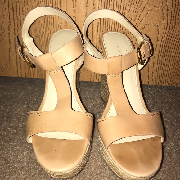 Marc Fisher Tan Wedges - Picture 2 of 3